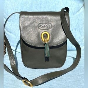 Satchi Italian Made Hunter Green Leather Crossbody With Brushed Gold Trim